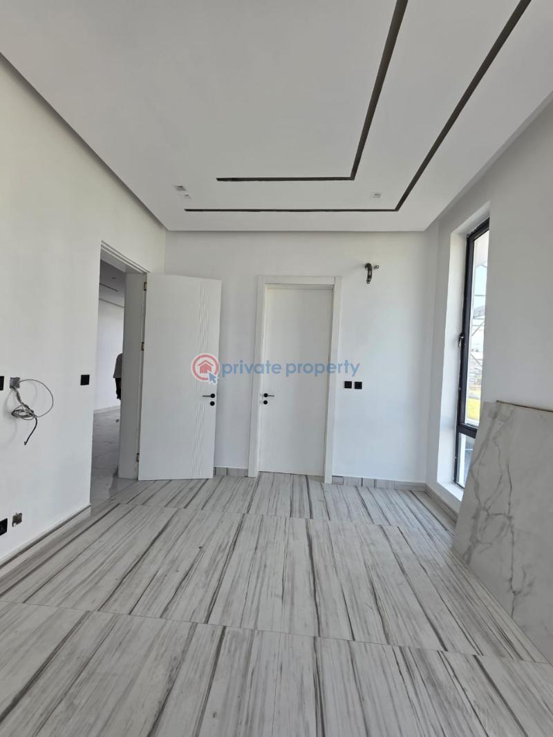 Spacious 5bedroom fully detached house with bq and pool - 7 5 bedroom Semi detached Duplex For Sale Ikate Elegushi Lekki Lagos - 7