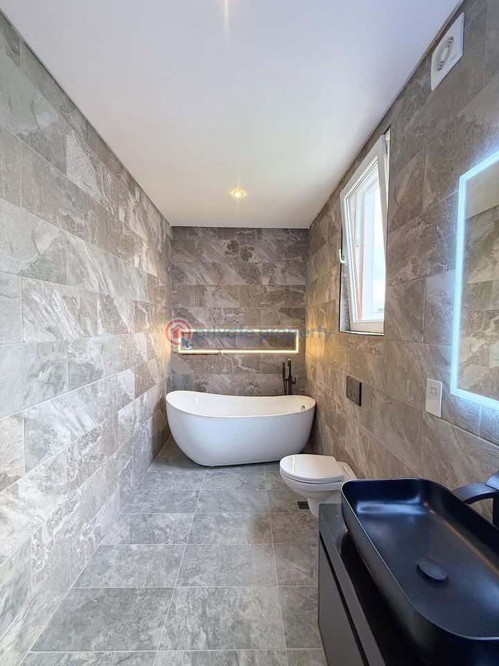 5 bedroom Detached Duplex For Sale Osapa London Lekki Lagos - 13