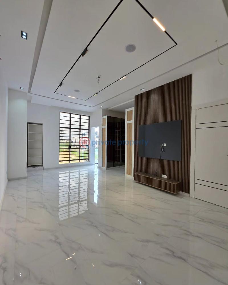 5 bedroom Detached Duplex For Sale Chevron Drive Lekki Lagos - 5