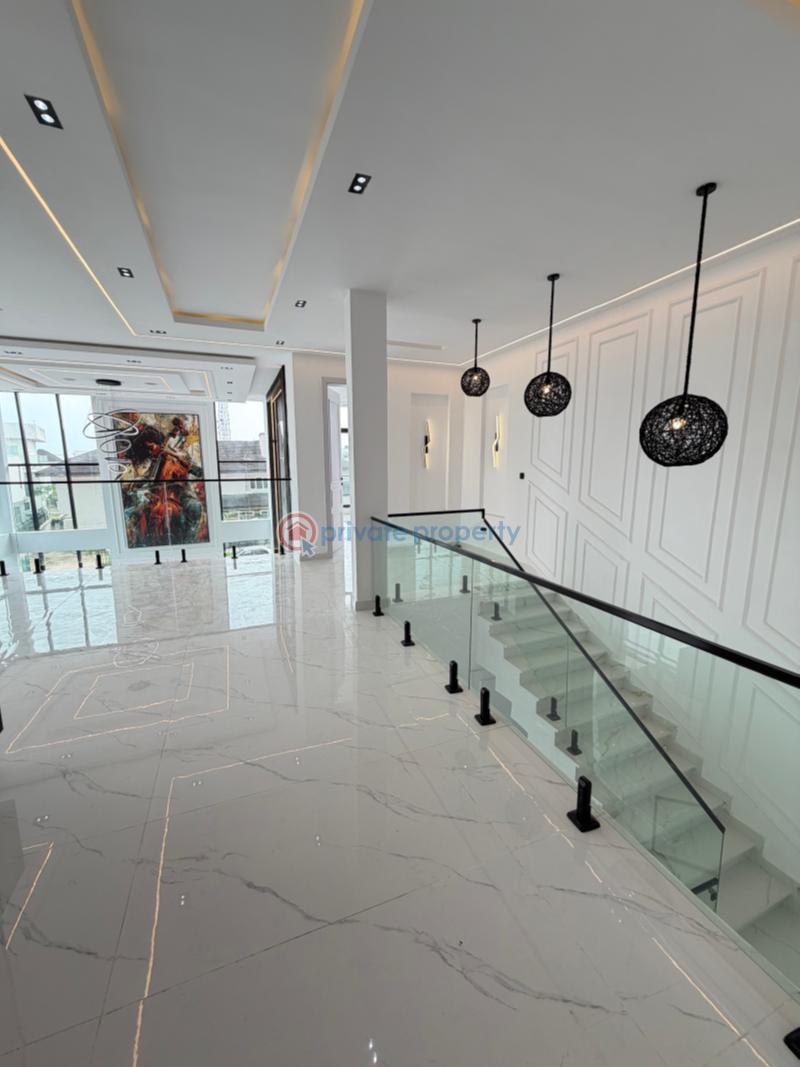 5 bedroom Detached Duplex For Sale Lake View Estate Ajah Lagos - 6