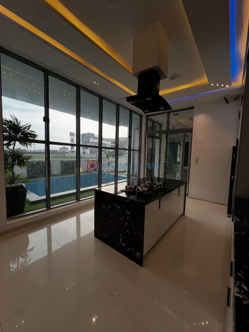 5 bedroom Duplex For Sale Osapa Lekki Lagos - 3
