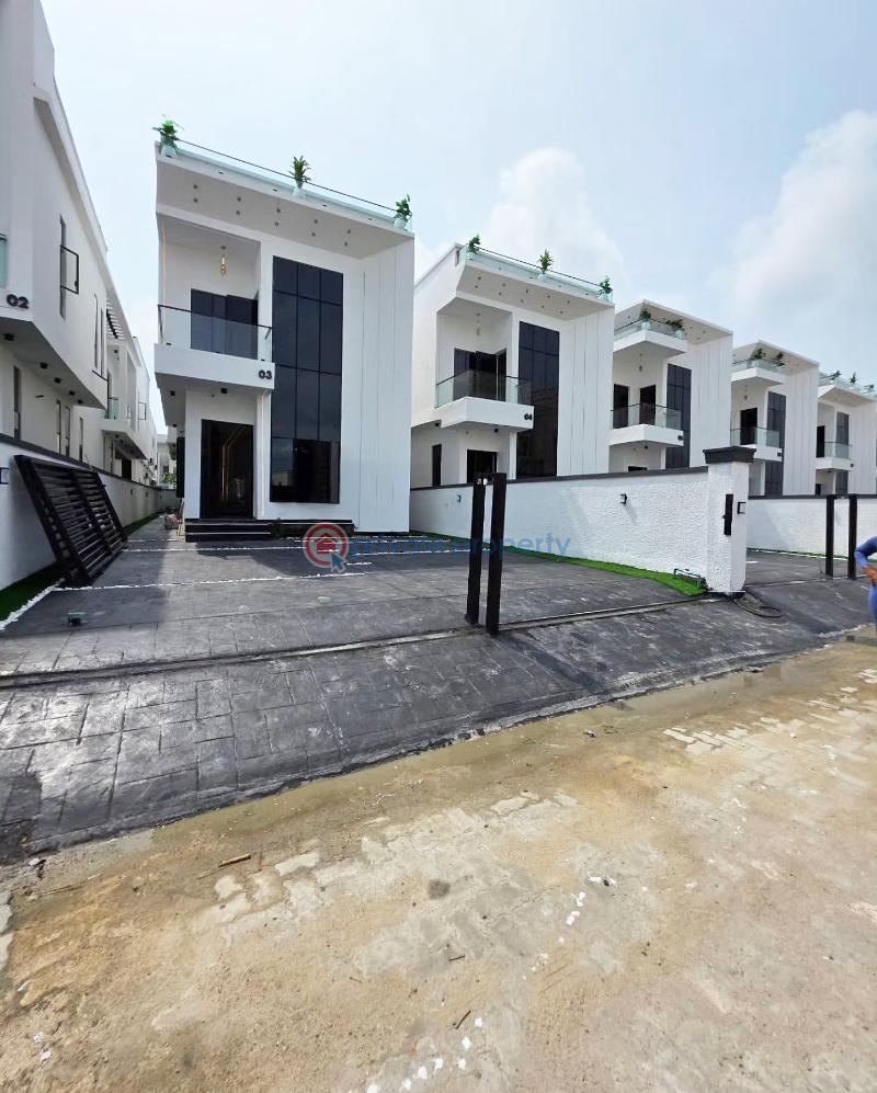5 bedroom Detached Duplex For Sale Chevron Drive Lekki Lagos - 1