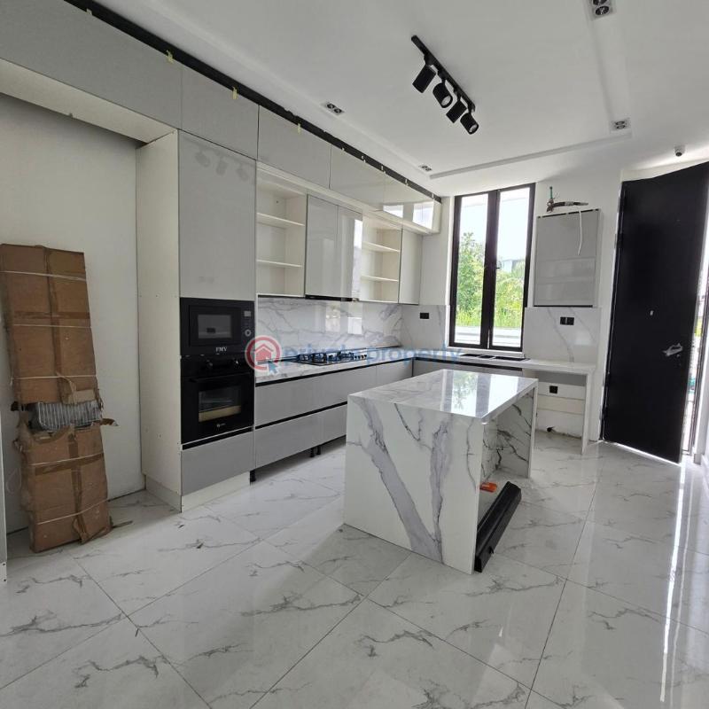 5 bedroom Detached Duplex For Sale Ikota Lekki Lagos - 2