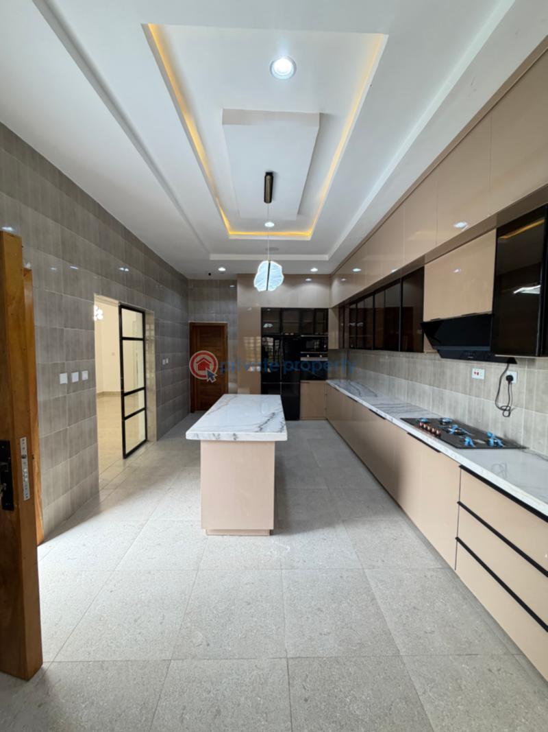 5 bedroom Detached Duplex For Sale Victoria Garden City Lekki Lagos - 3