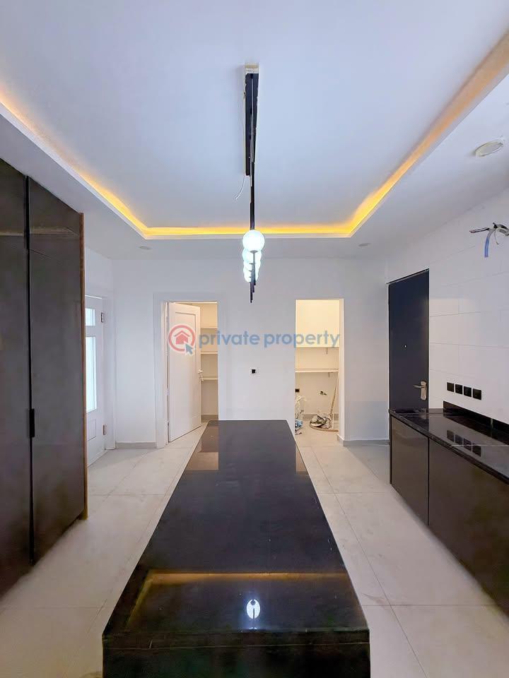 5 bedroom Detached Duplex For Sale Lekki Phase 1 Lagos - 4