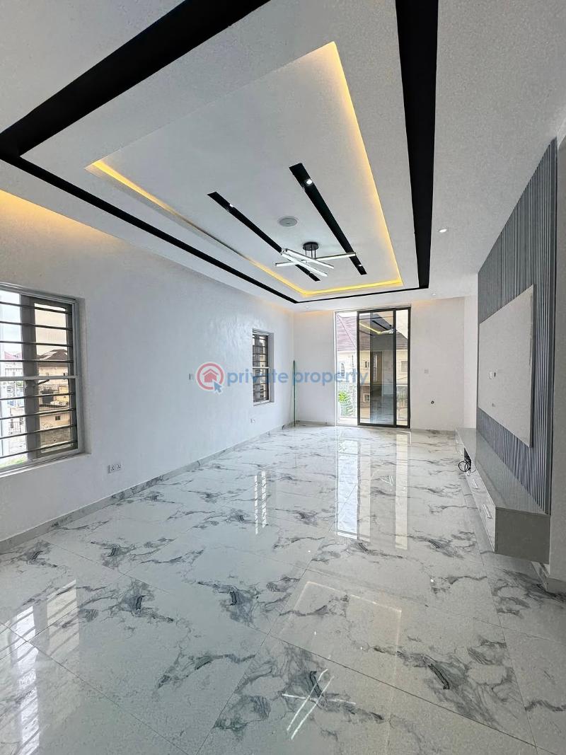 Spacious 5bedroom fully detached house with pool - 10 5 bedroom Detached Duplex For Sale Chevron Drive Lekki Lagos - 10