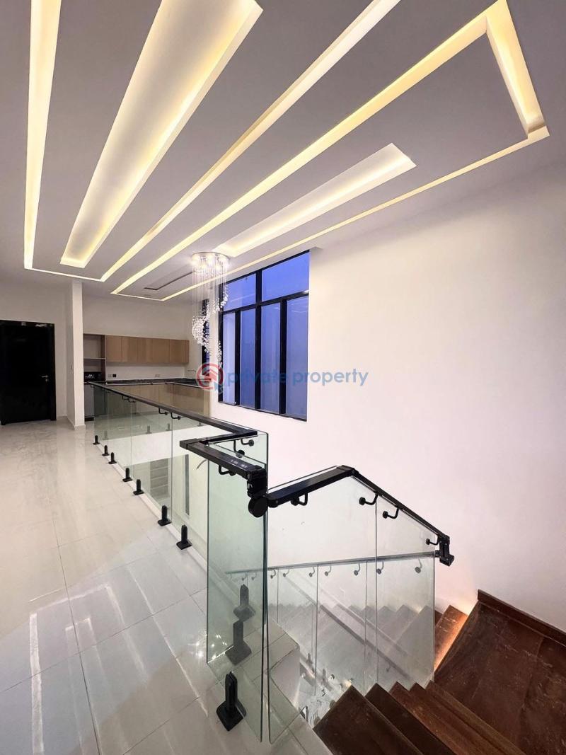 5 bedroom Detached Duplex For Sale Chevron Drive Lekki Lagos - 15