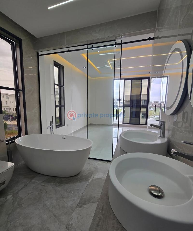 Spacious 5bedroom semi detached house with pool - 7 5 bedroom Semi detached Duplex For Sale Ikate Elegushi Lekki Lagos - 7