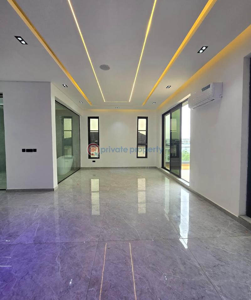 Spacious 5bedroom semi detached house with pool - 5 5 bedroom Semi detached Duplex For Sale Ikate Elegushi Lekki Lagos - 5