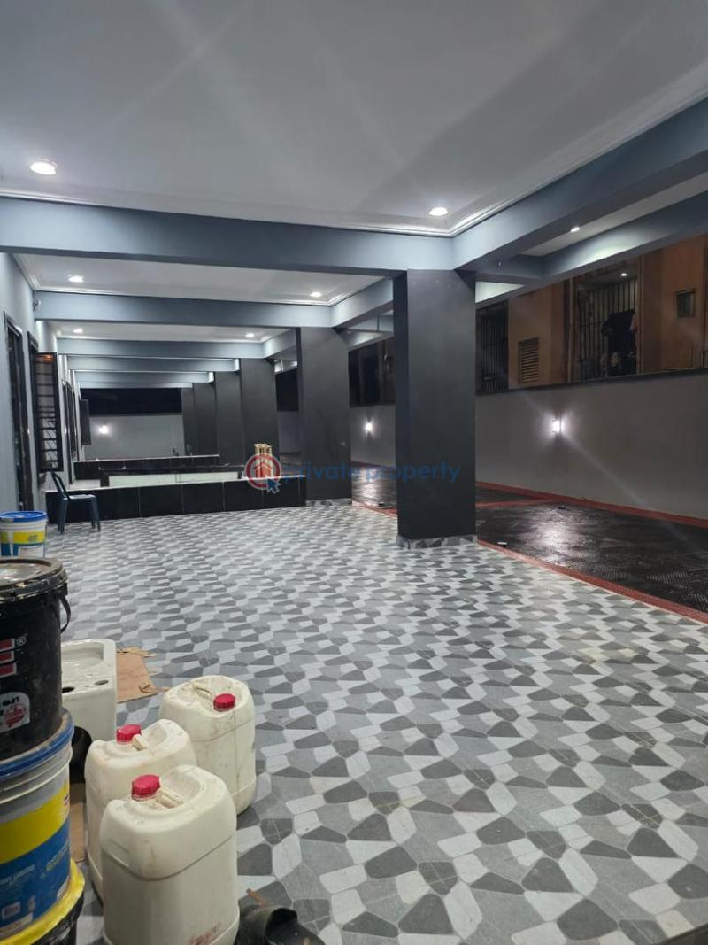 5 bedroom Terraced Duplex For Sale Ajao Estate, Airport Road Ikeja Lagos - 3