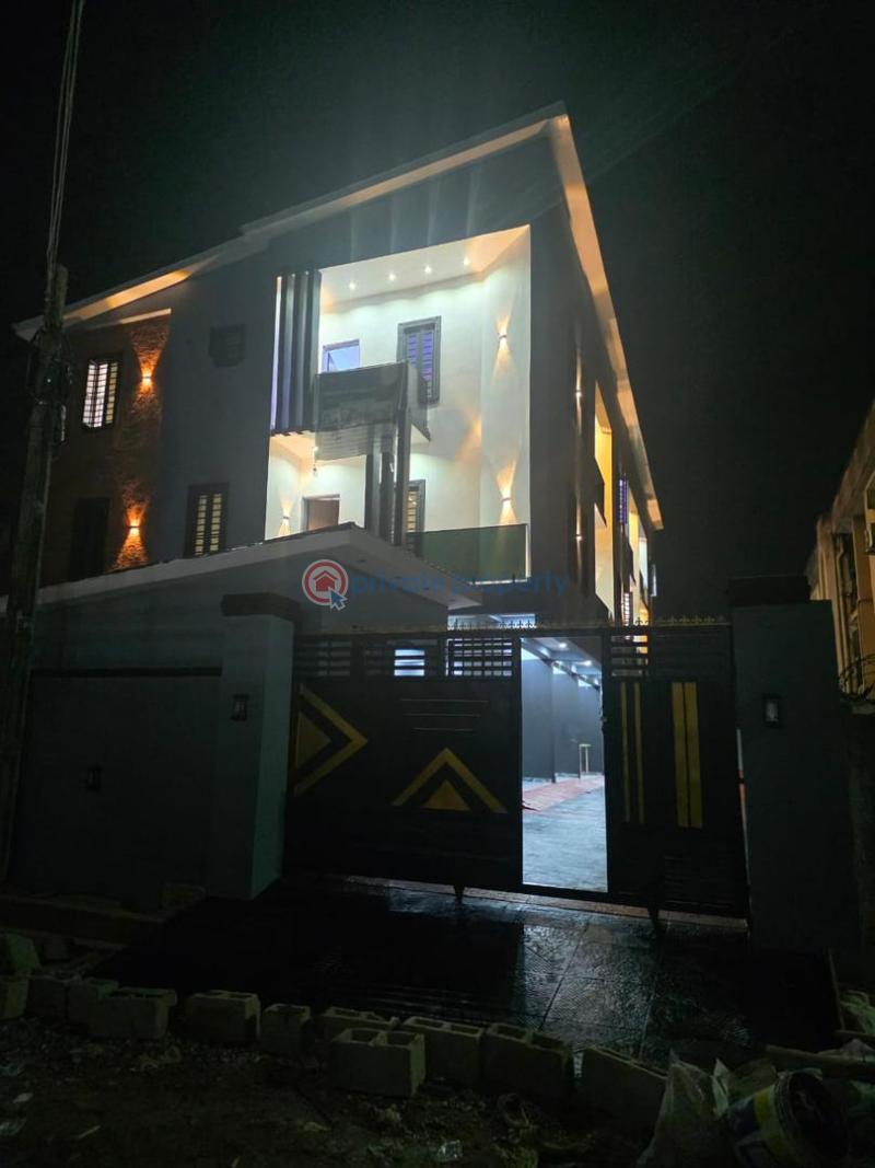 5 bedroom Terraced Duplex For Sale Ajao Estate, Airport Road Ikeja Lagos - 4