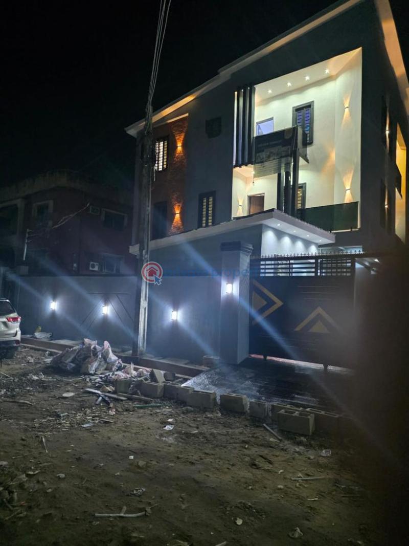 5 bedroom Terraced Duplex For Sale Ajao Estate, Airport Road Ikeja Lagos - 2