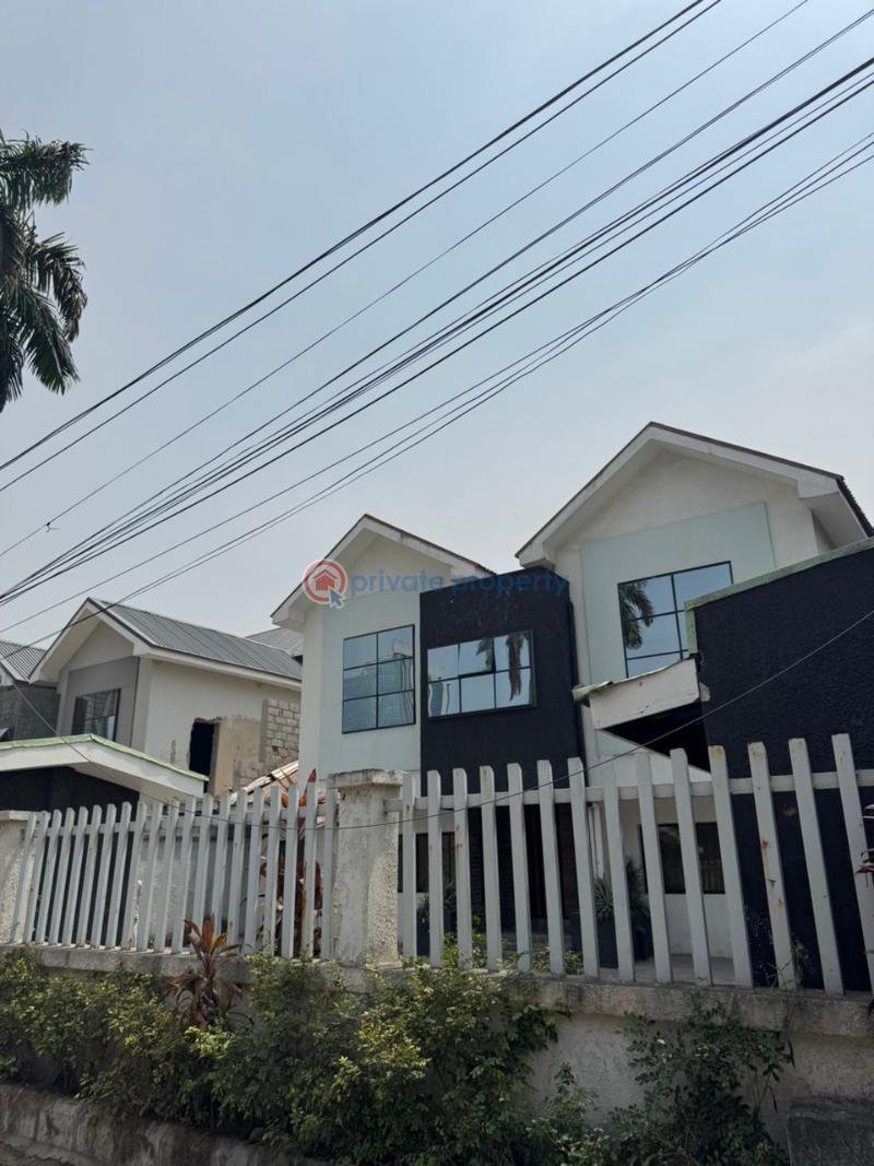 Spacious 6 bedroom commercial building + 2 bq - 22 6 bedroom Commercial Property For Rent Victoria Island Lagos - 22