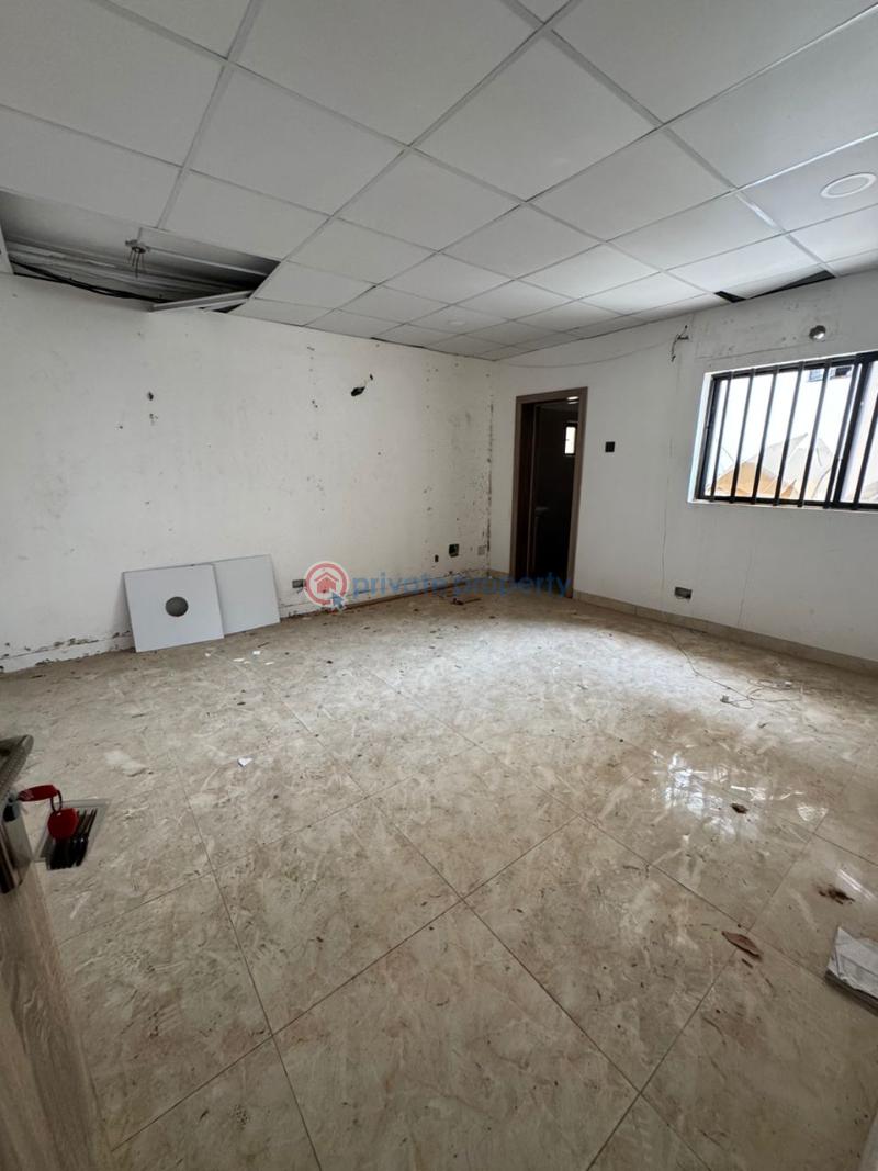 Spacious 6 bedroom commercial building + 2 bq - 17 6 bedroom Commercial Property For Rent Victoria Island Lagos - 17