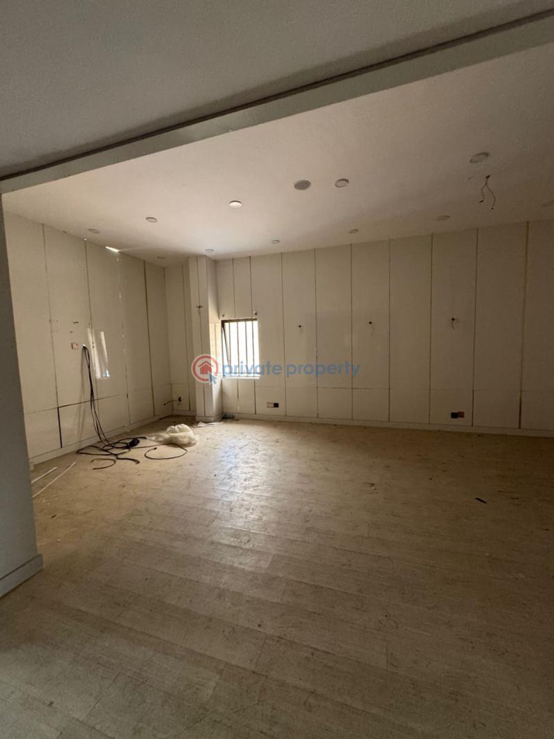 Spacious 6 bedroom commercial building + 2 bq - 1 6 bedroom Commercial Property For Rent Victoria Island Lagos - 1