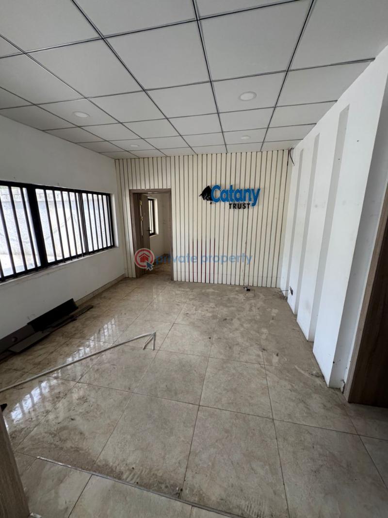Spacious 6 bedroom commercial building + 2 bq - 2 6 bedroom Commercial Property For Rent Victoria Island Lagos - 2