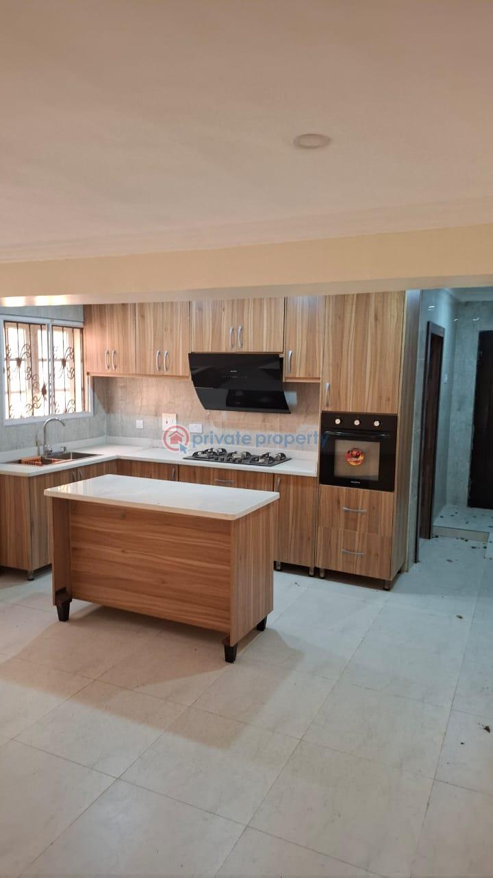 House For Rent Airforce Basourn Housing Estate Ibadan Oyo - 4