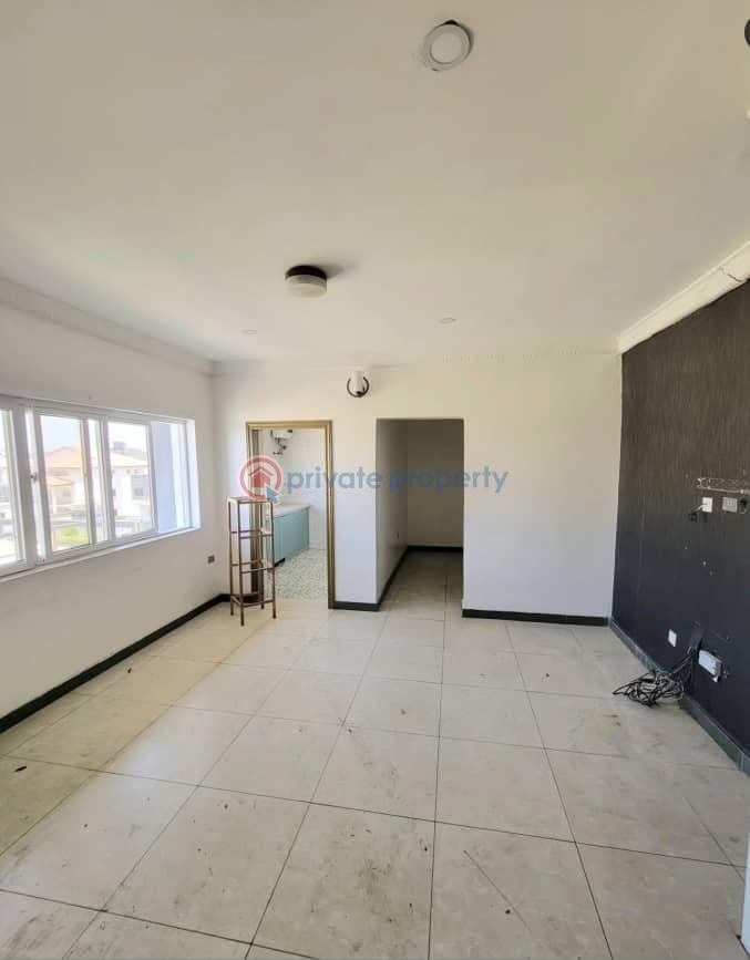 Spacious 6-bedroom fully detached duplex - 0 6 bedroom Detached Duplex For Rent Lekki Phase 1 Lagos - 0