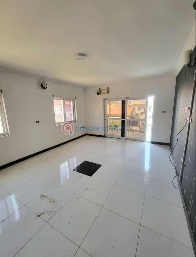 Spacious 6-bedroom fully detached duplex - 3 6 bedroom Detached Duplex For Rent Lekki Phase 1 Lagos - 3