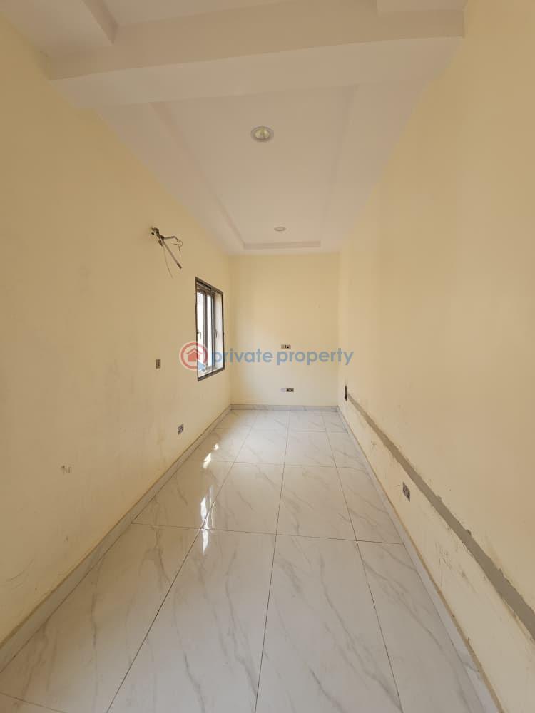 Spacious 6 bedroom fully detached duplex - 7 6 bedroom Detached Duplex For Sale Lekki Phase 1 Lagos - 7