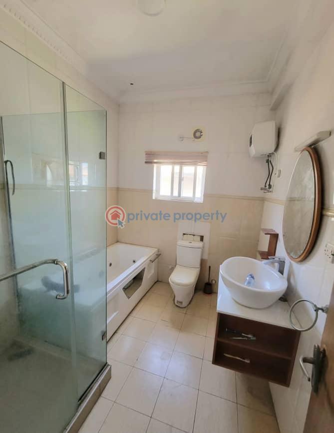 Spacious 6-bedroom fully detached duplex - 4 6 bedroom Detached Duplex For Rent Lekki Phase 1 Lagos - 4