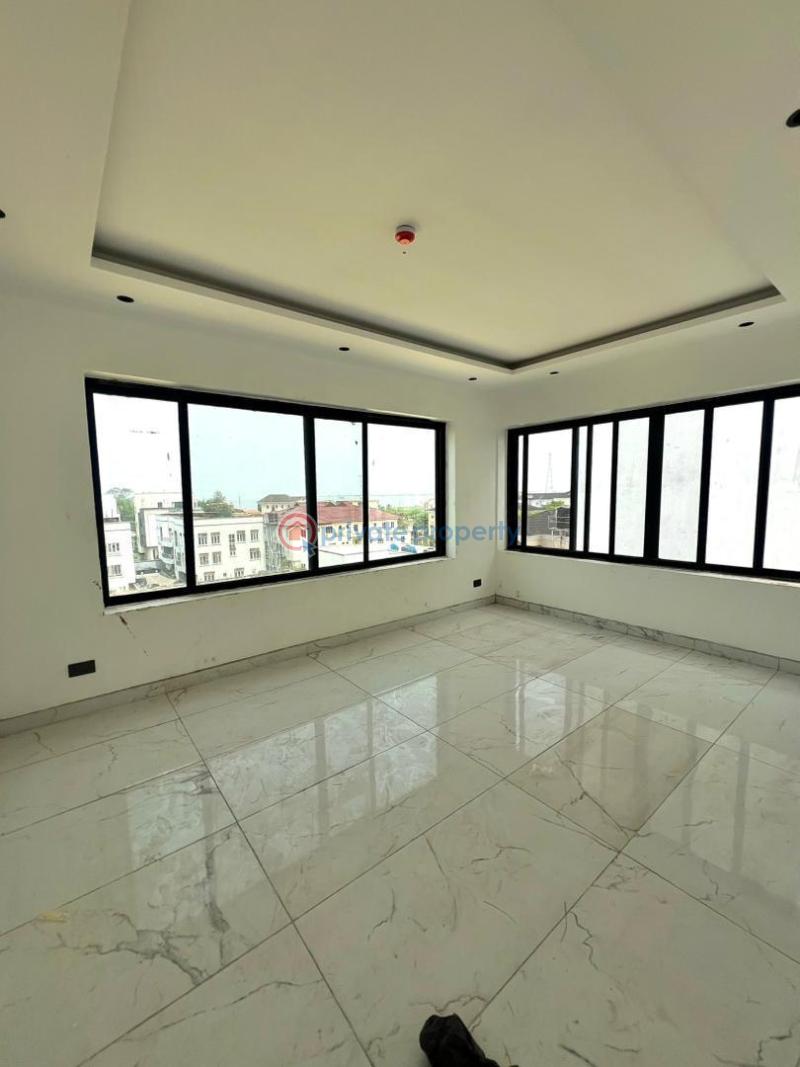 6 bedroom Detached Duplex For Sale Banana Island Ikoyi Lagos - 3