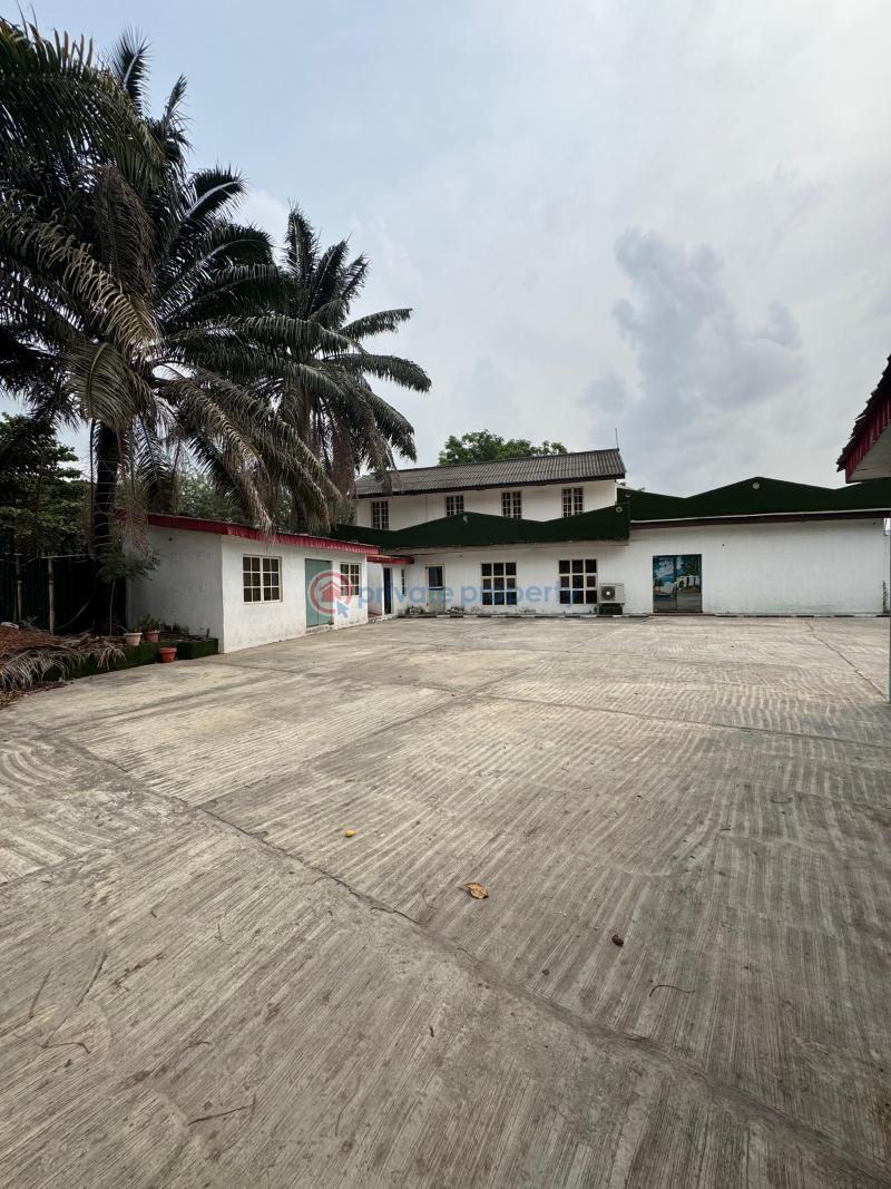 6 bedroom Commercial Property For Rent Victoria Island Lagos - 19