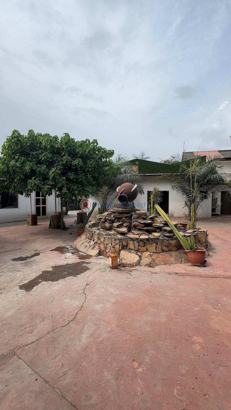 6 bedroom Commercial Property For Rent Victoria Island Lagos - 4