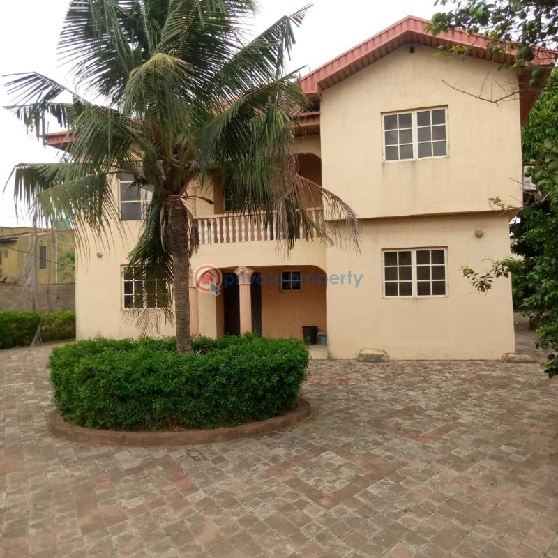 6 bedroom Duplex For Sale Egbeda Alimosho Lagos