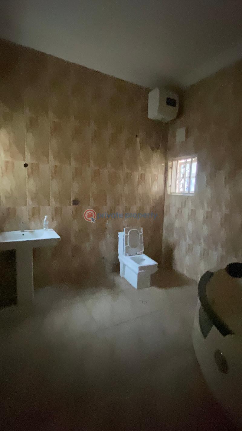 Spacious 6 bedrooms fully detached duplex | guzape - 11 6 bedroom Detached Duplex For Rent Guzape Abuja Phase 1  - 11