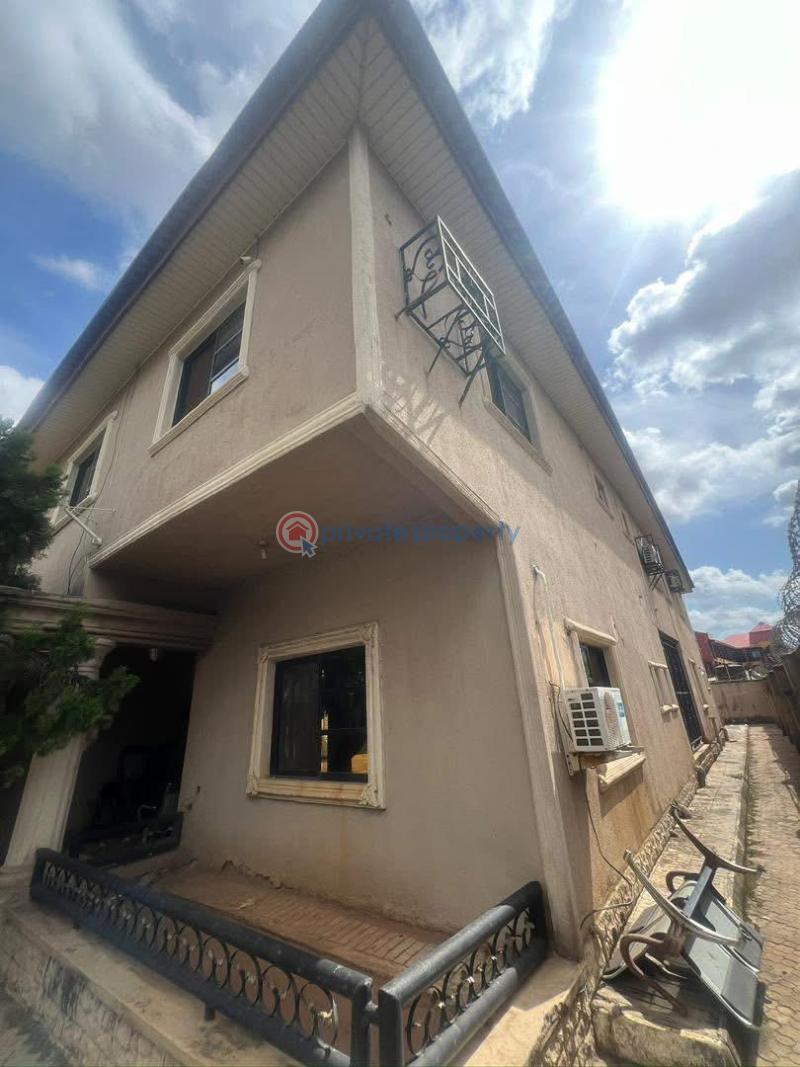 6 bedroom Detached Duplex For Sale Gowon Estate Egbeda Alimosho Lagos - 4