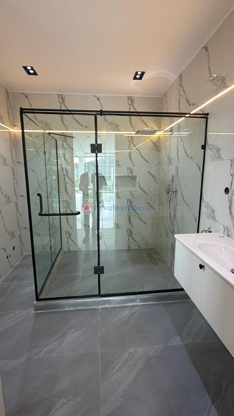 6 bedroom Detached Duplex For Sale Royal Garden Estate Ajah Lagos - 9