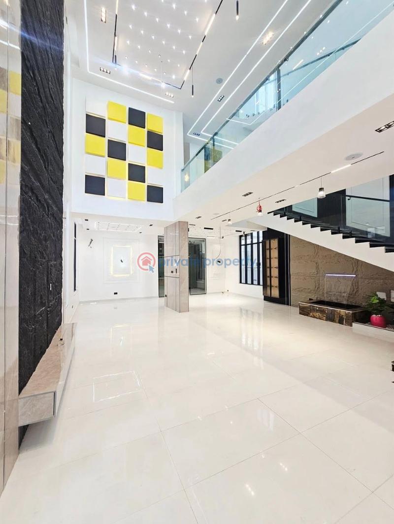 6 bedroom Detached Duplex For Sale Chevron Drive Lekki Lagos - 1