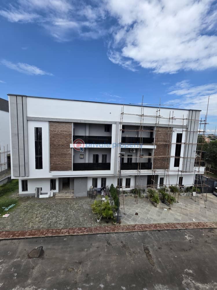 6 bedroom Semi detached Duplex For Sale Durumi Abuja Phase 2  - 0