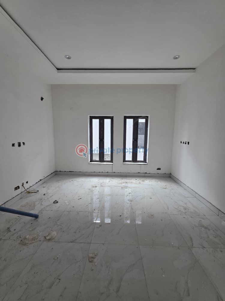 6 bedroom Semi detached Duplex For Sale Durumi Abuja Phase 2  - 3