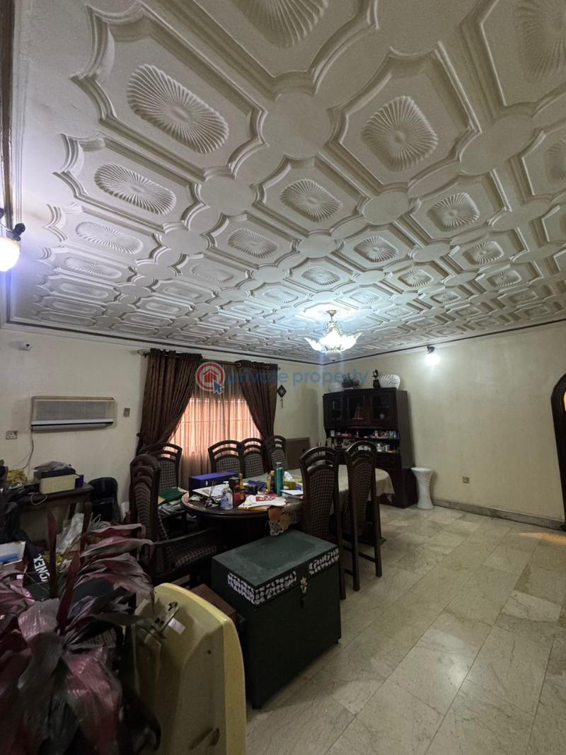 Spacious 7-bedroom house - 4 7 bedroom Office For Rent Victoria Island Lagos - 4