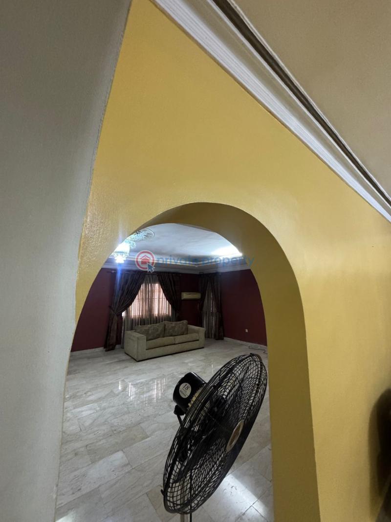 Spacious 7-bedroom house - 3 7 bedroom Office For Rent Victoria Island Lagos - 3