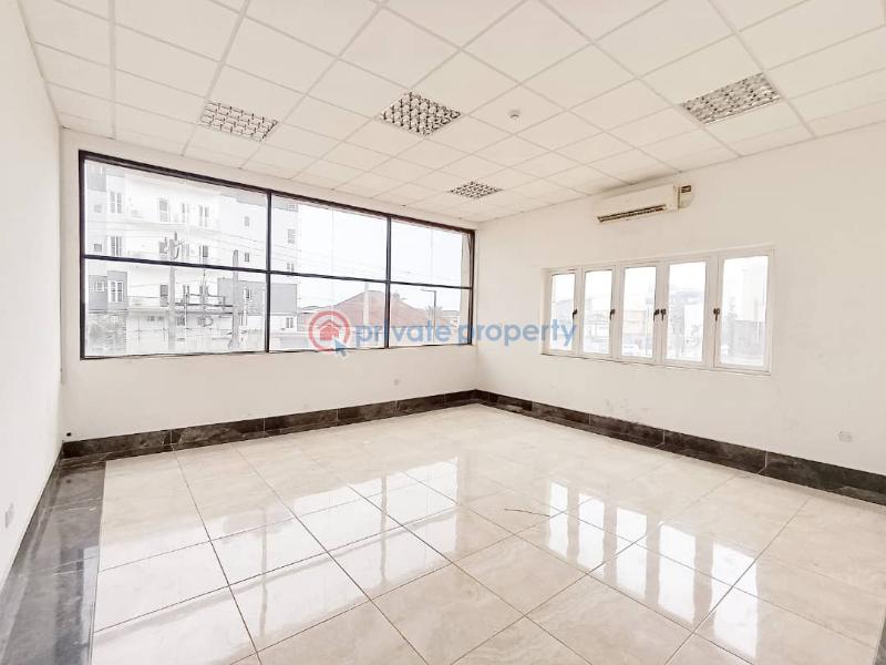 Spacious 810 sqm open plan lettable space - 4 1 bedroom Office For Rent Lekki Phase 1 Lagos - 4