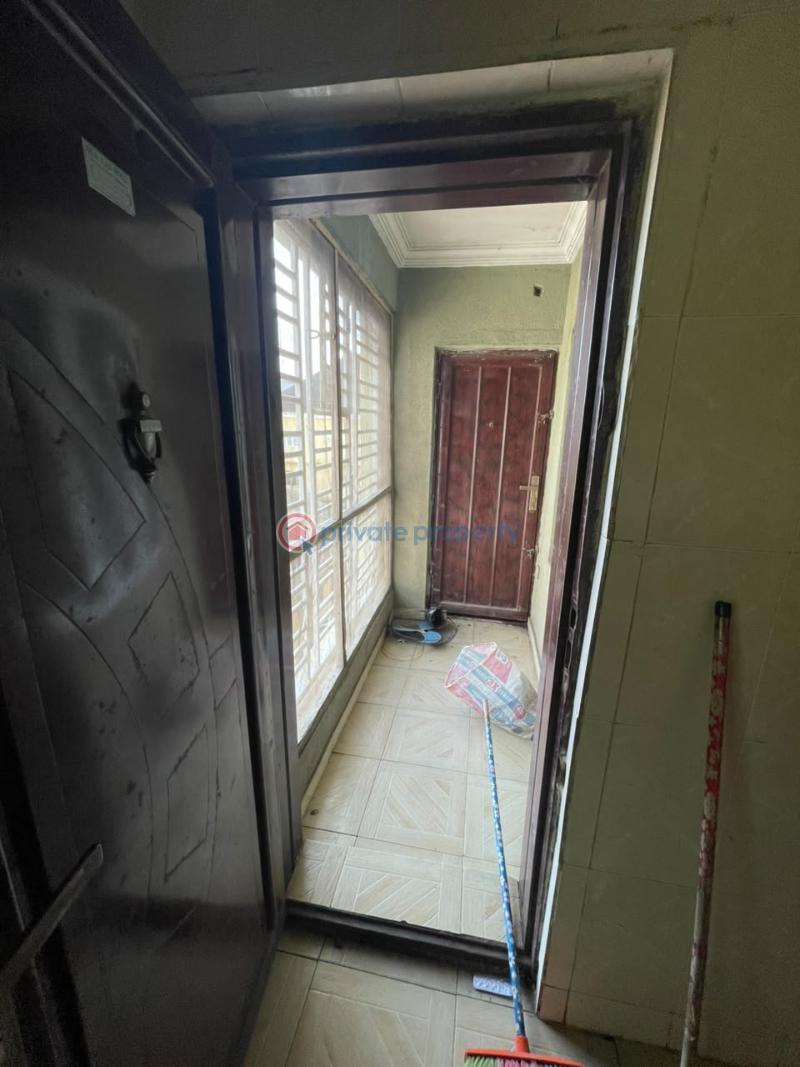 2 bedroom Block Of Flats For Rent Unilag Estate, Magodo Gra , Phase One. Magodo Kosofe/Ikosi Lagos - 10