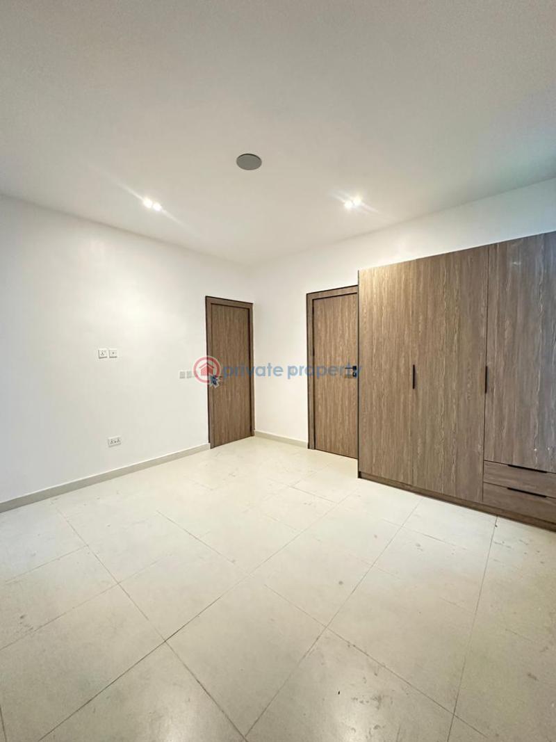 3 bedroom Block Of Flats For Sale London Osapa Lekki Lagos - 3