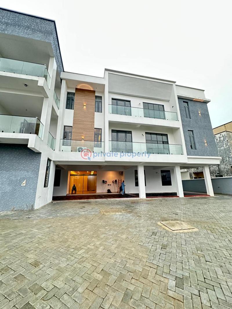 3 bedroom Block Of Flats For Sale London Osapa Lekki Lagos - 0