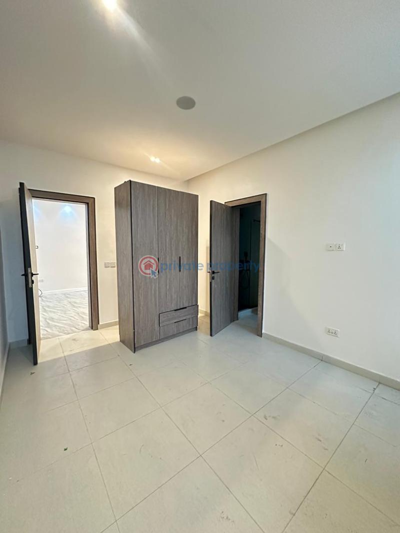 3 bedroom Block Of Flats For Sale London Osapa Lekki Lagos - 9