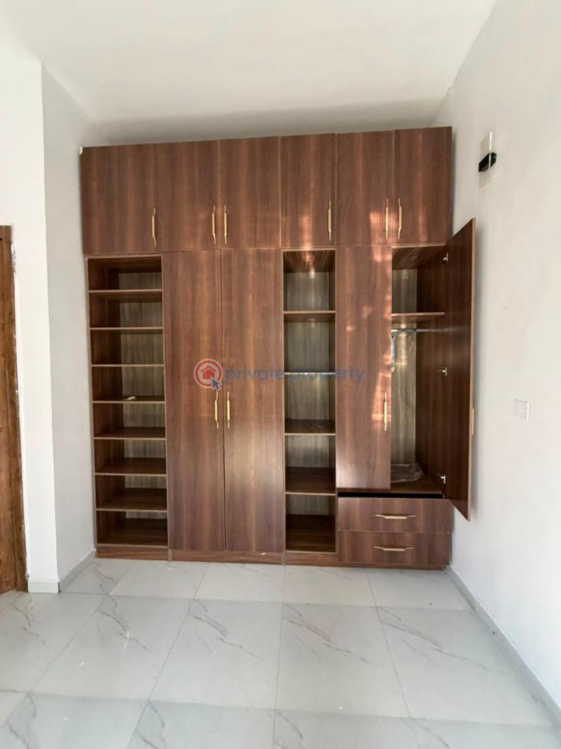 1 bedroom Self Contain For Rent New Road Lekki Phase 2 Lagos - 5