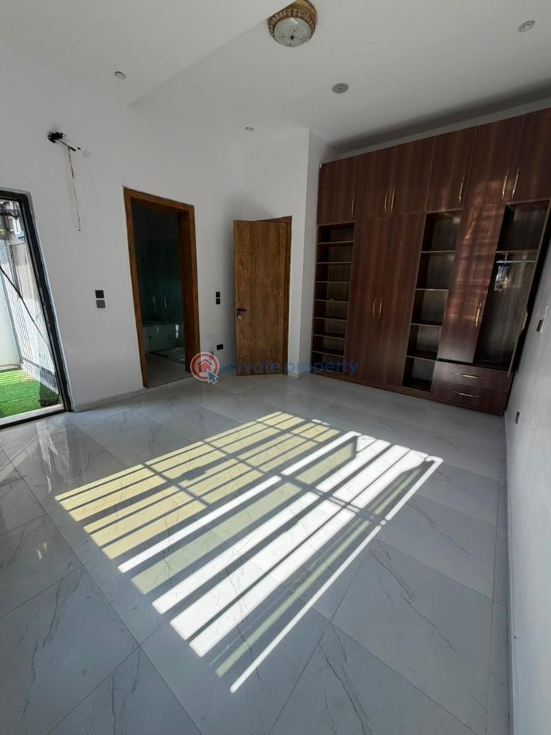1 bedroom Self Contain For Rent New Road Lekki Phase 2 Lagos - 0