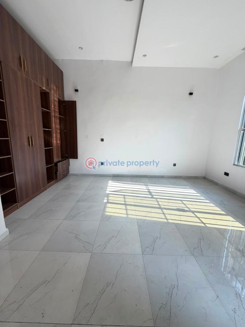 1 bedroom Self Contain For Rent New Road Lekki Phase 2 Lagos - 1