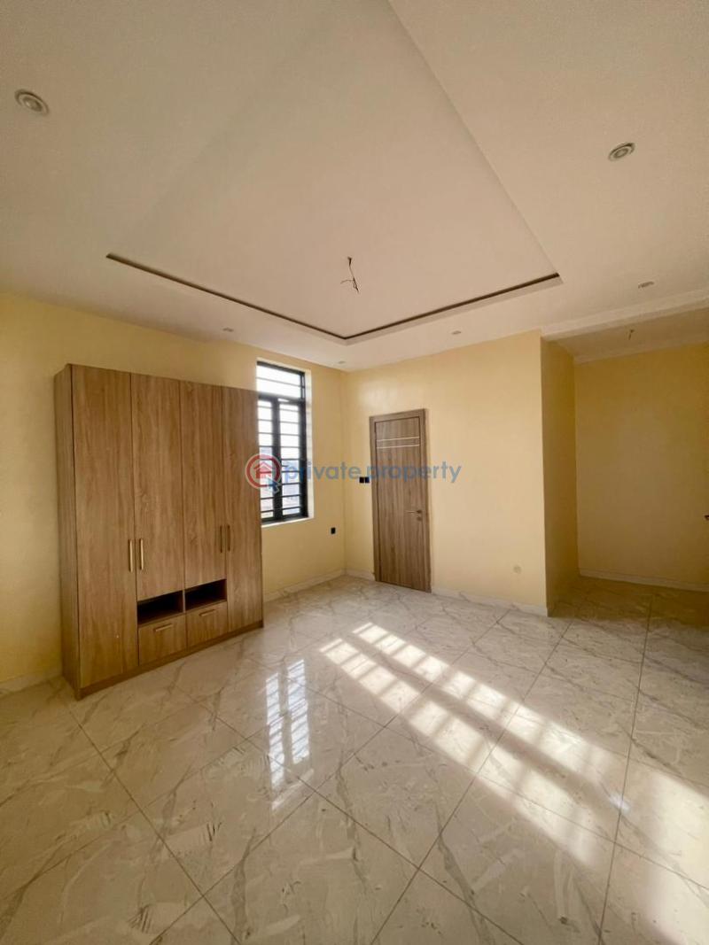5 bedroom Semi detached Duplex For Sale Lekki Phase 1 Lagos - 18