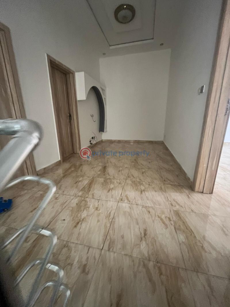 Spacious & well maintained 4 ,bedroom cornerpiece terrace duplex  (serviced) with swimming pool - 12 4 bedroom Terraced Duplex For Rent Royal Pine Estate, Orchid Road (close To Orchid Hotel) , Lekki Lafiaji Lekki Lagos - 12