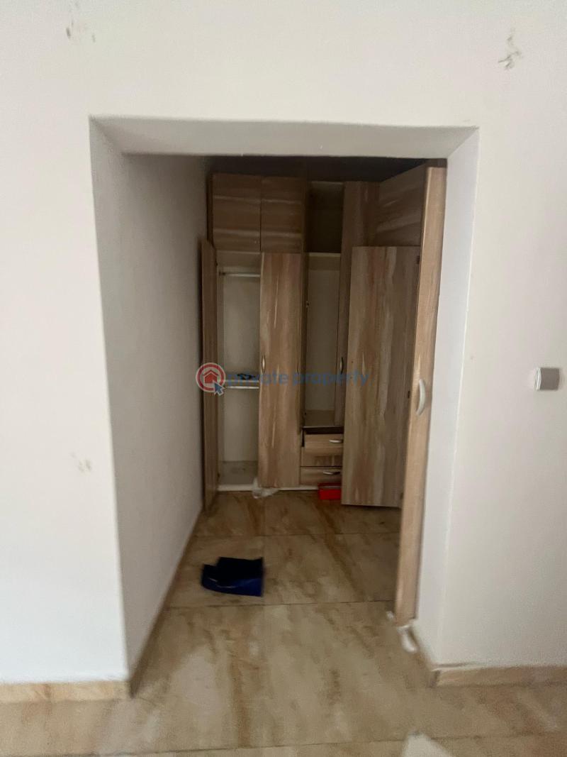 Spacious & well maintained 4 ,bedroom cornerpiece terrace duplex  (serviced) with swimming pool - 5 4 bedroom Terraced Duplex For Rent Royal Pine Estate, Orchid Road (close To Orchid Hotel) , Lekki Lafiaji Lekki Lagos - 5