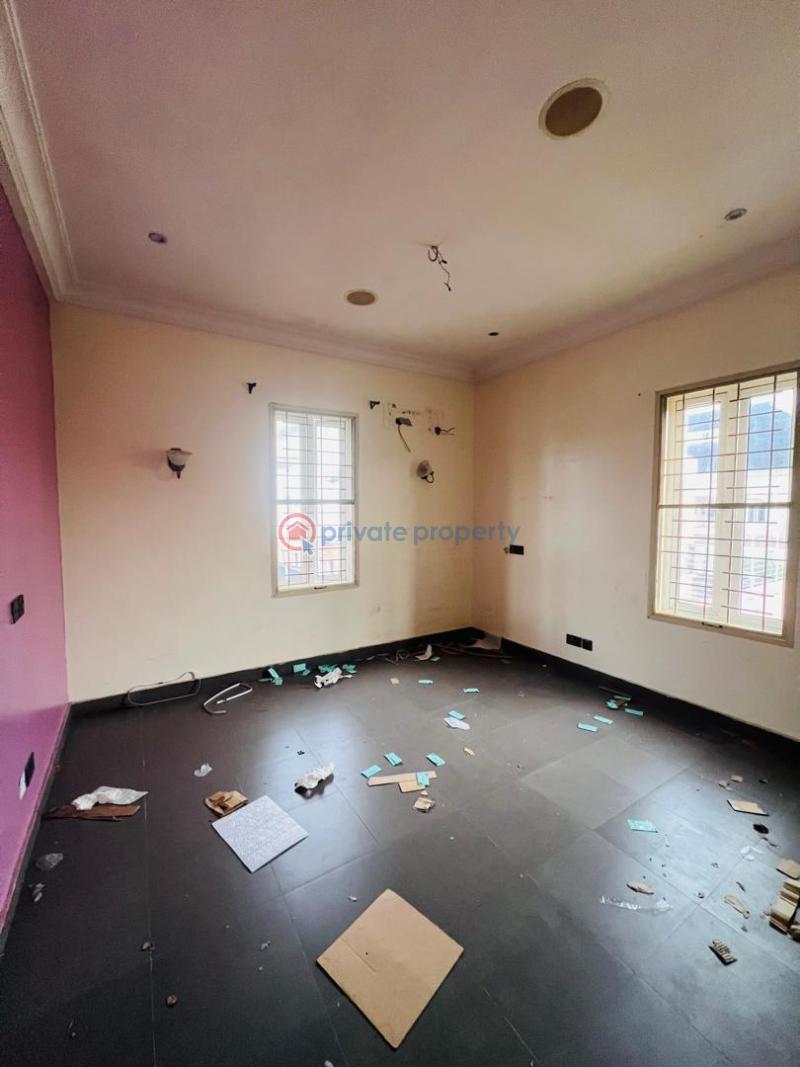 5 bedroom Office For Sale Lekki Phase 1 Lagos - 18