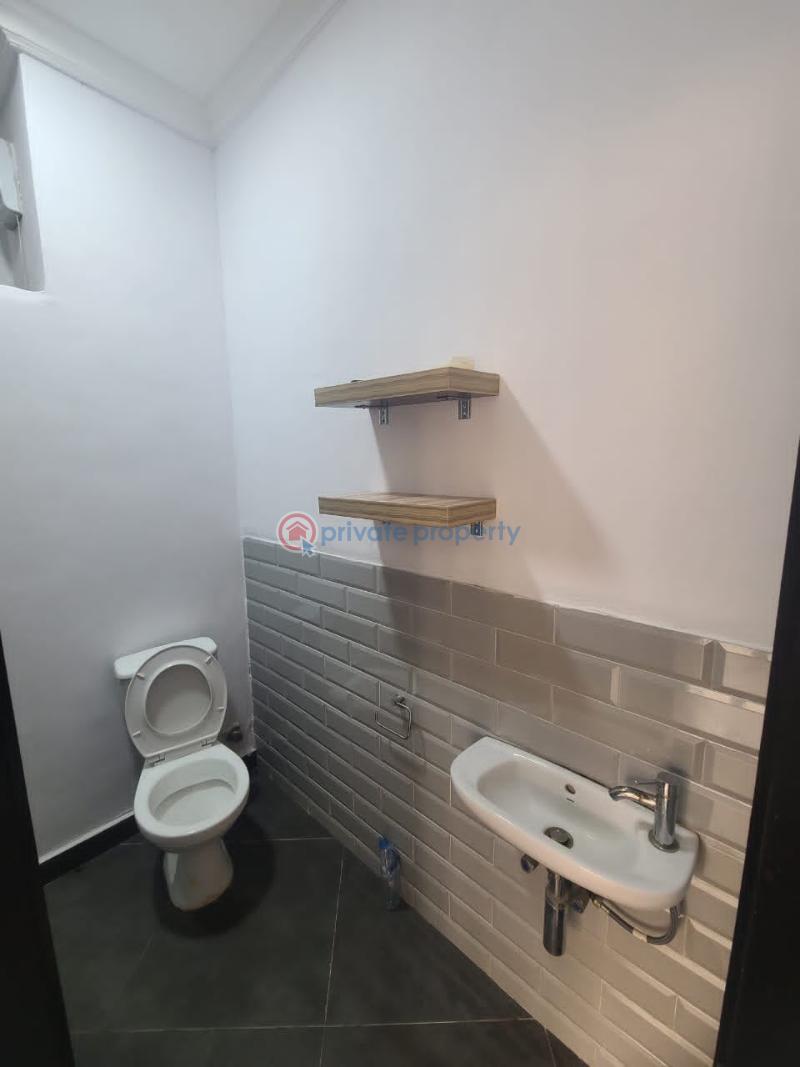 3 bedroom Flat & Apartment For Rent Inside Pinnock Estate Osapa London Lekki Lagos - 3